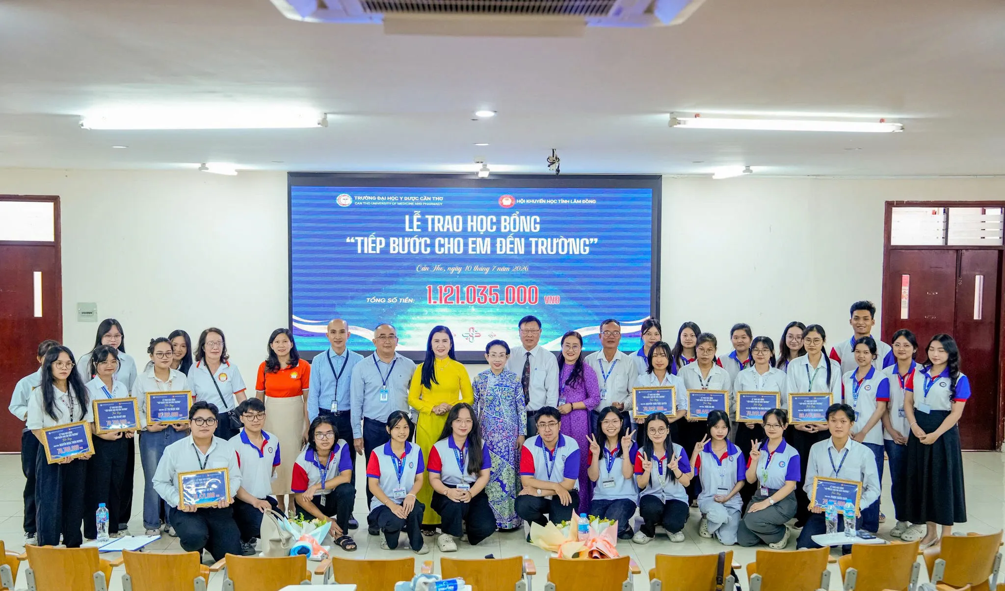Từ gia đình đến hội khuyến học: Cộng đồng góp sức mở rộng cơ hội học tập ra sao?