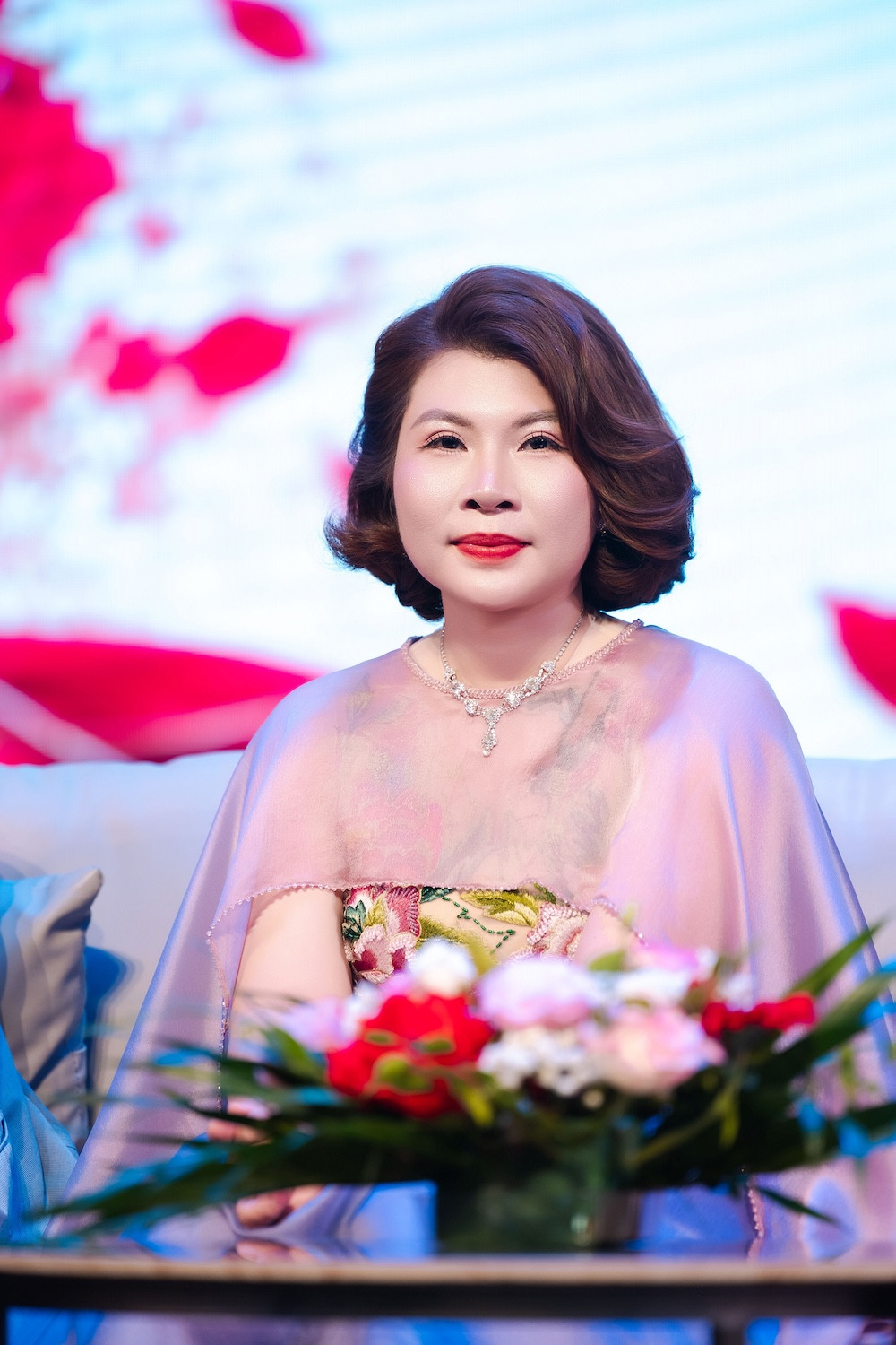 Nữ trung tá giọng soprano: từ sân khấu quốc tế đến giảng đường quân đội