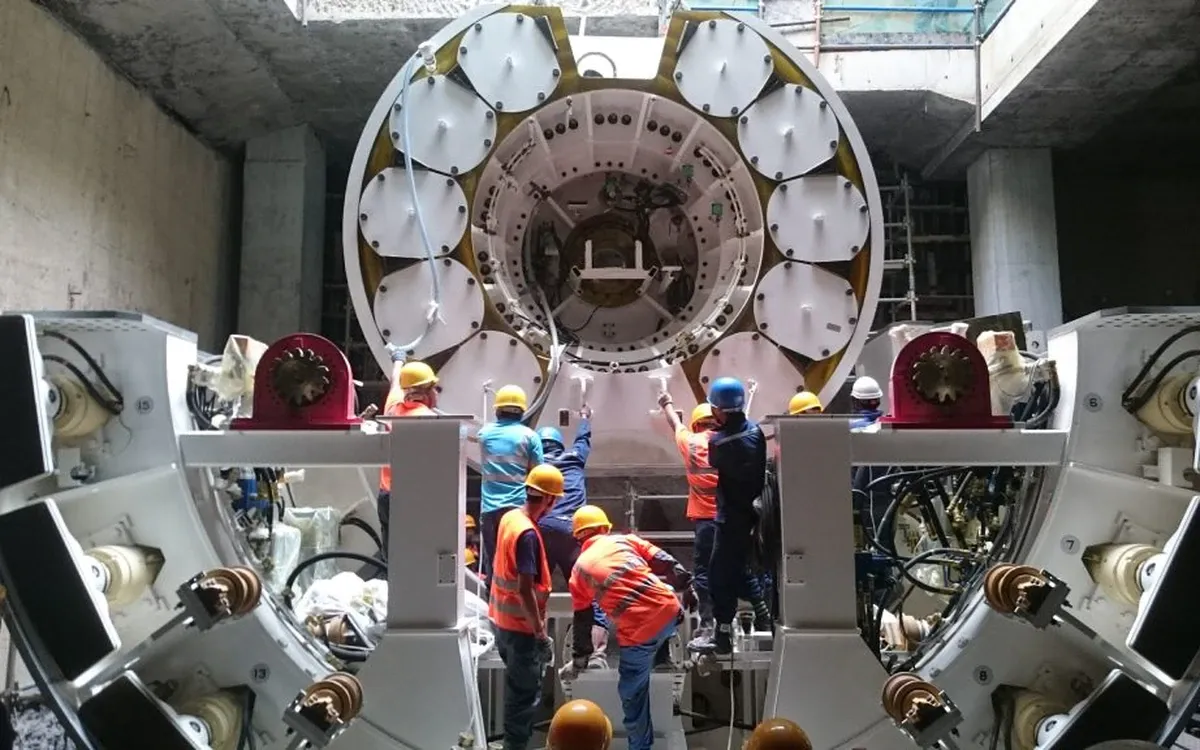 Máy đào TBM Nhật Bản 300 tấn: cú hích cho metro Hà Nội