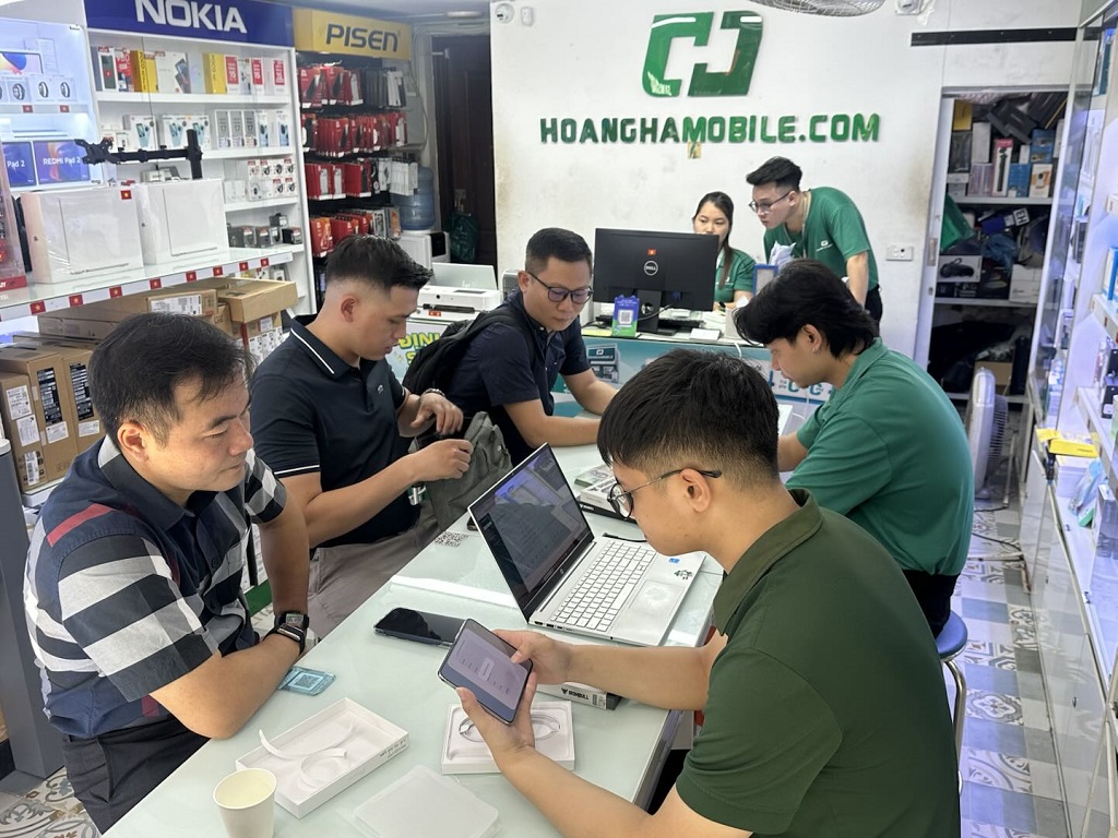 iPhone Duo chính thức mở bán: Trải nghiệm và ưu đãi khủng