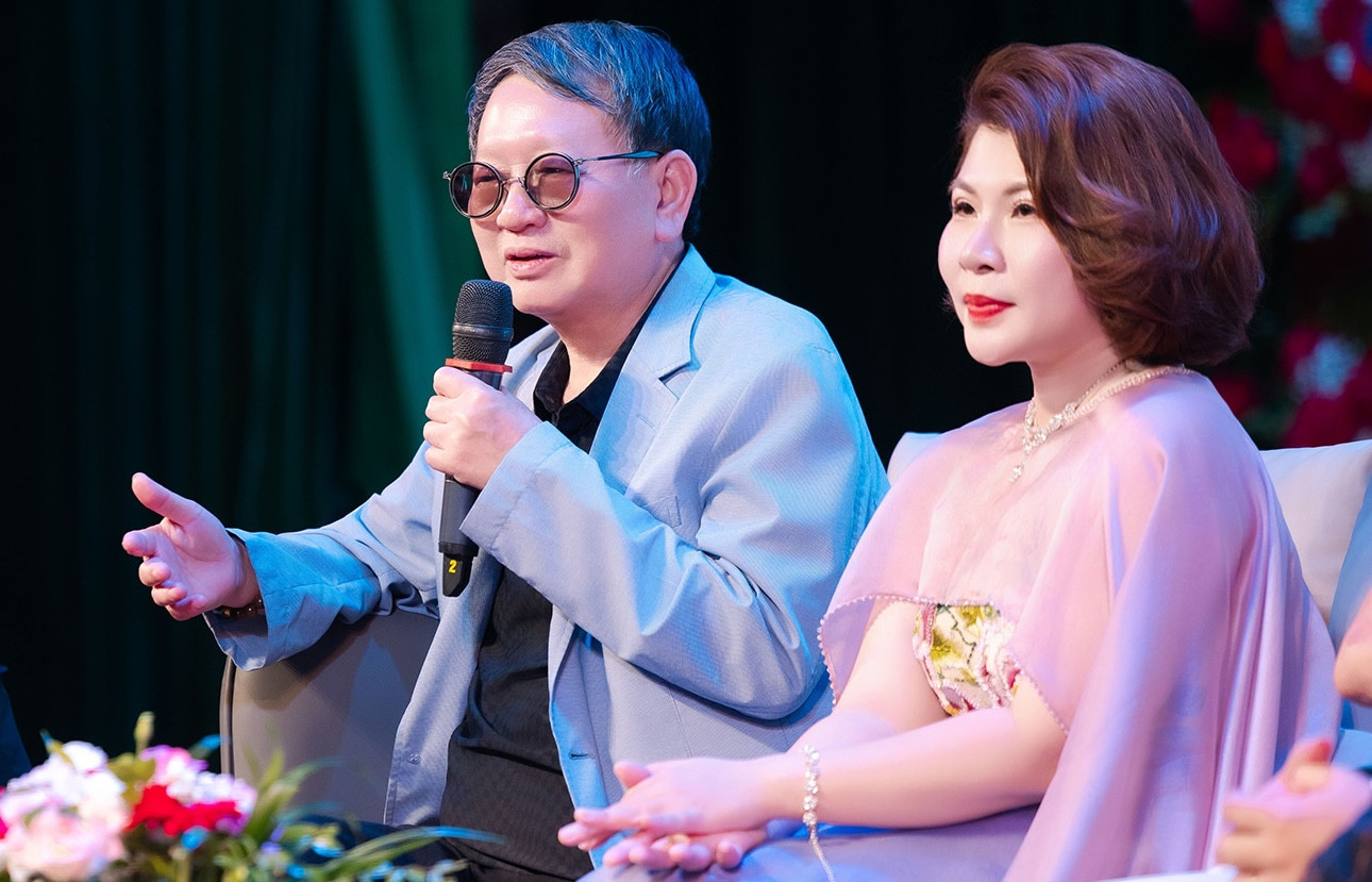 Nữ trung tá giọng soprano: từ sân khấu quốc tế đến giảng đường quân đội