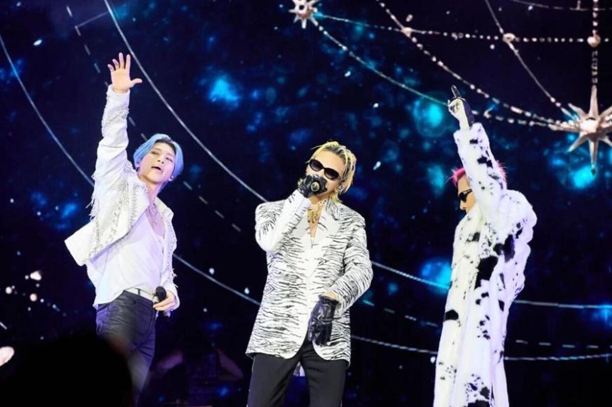Pop-up BIGBANG tại Hà Nội: Hàng trăm mét xếp hàng và bữa tiệc thời trang kỷ niệm 20 năm