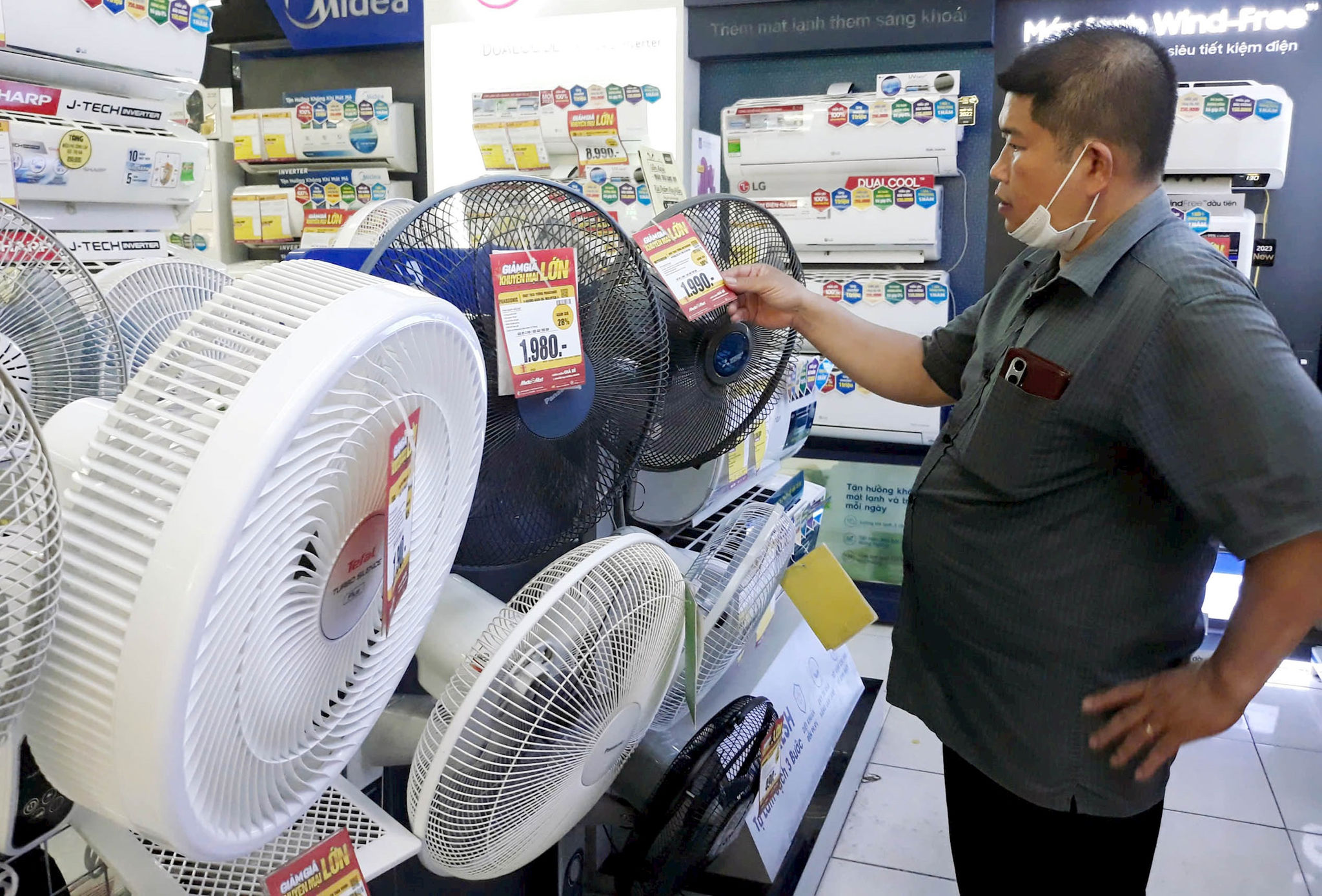 Những dấu hiệu cảnh báo khuyến mại giả trên sàn thương mại điện tử