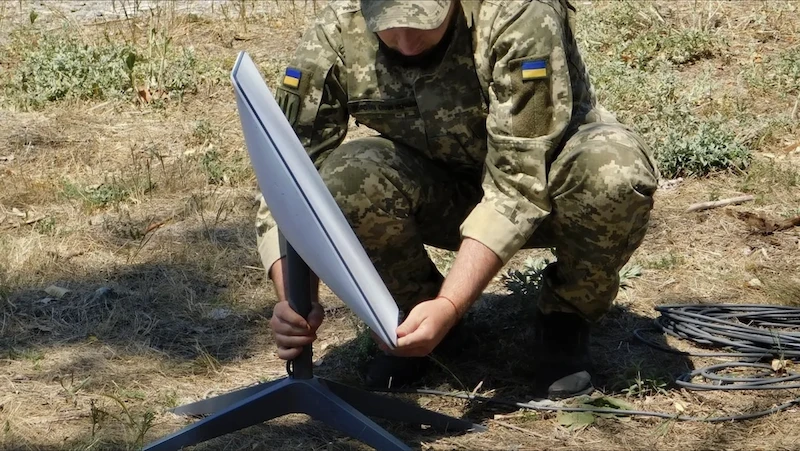 Starlink bị bóp băng thông: UAV Ukraine gián đoạn ra sao?