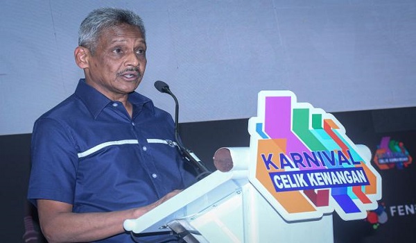 Penipuan Dalam Talian: Berhenti Sebelum Wang Lesap