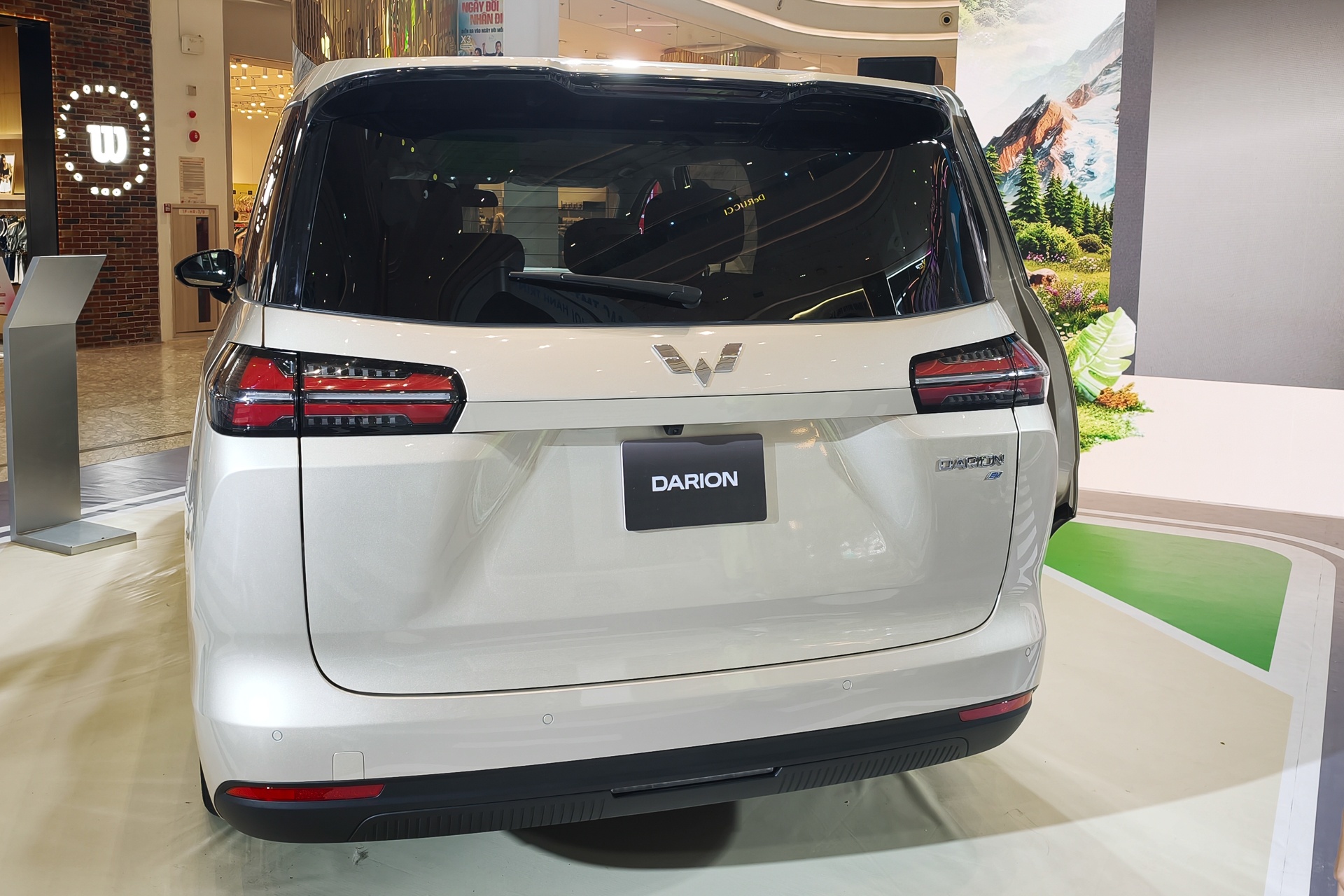 Wuling Darion: MPV điện 7 chỗ từ 769 triệu đồng
