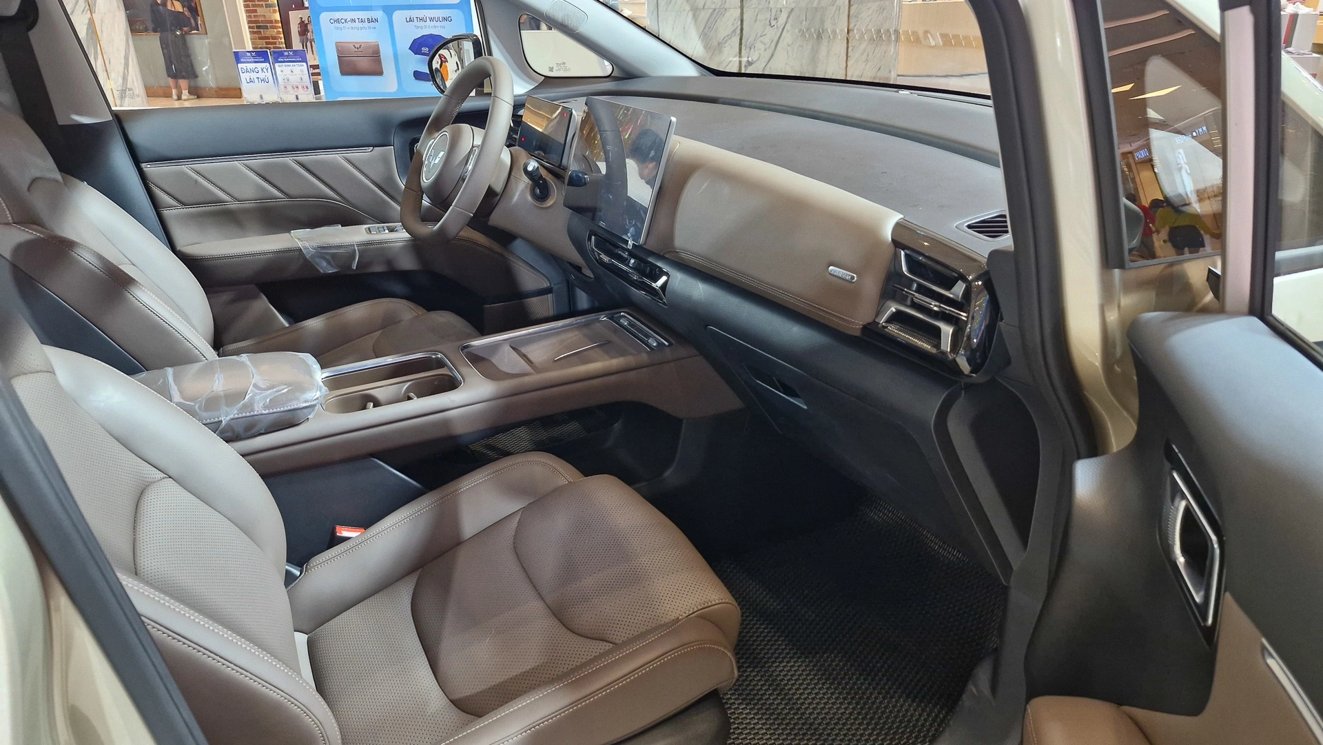 Wuling Darion: MPV điện 7 chỗ từ 769 triệu đồng