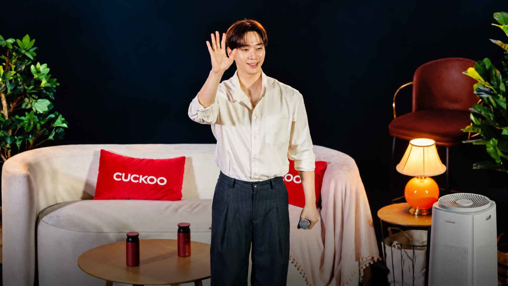 Lee Junho Terpesona Dengan Roti Tisu dan Nasi Lemak
