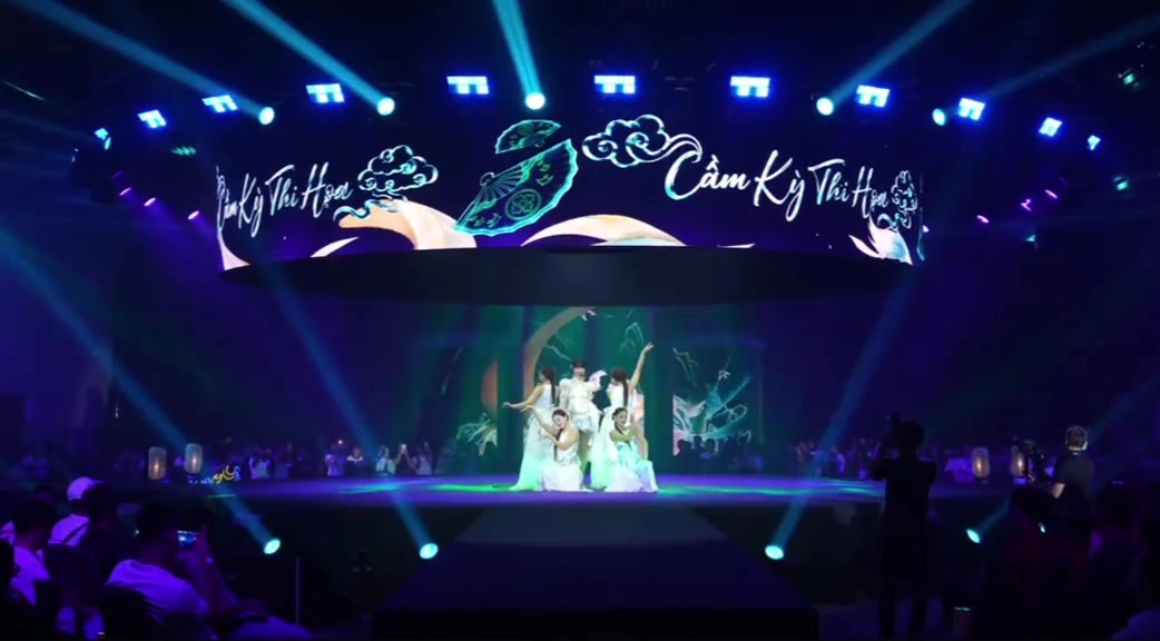 LAMOON là ai: fan meeting Gửi Hà Nội 24/10 và sân khấu Cầm Kỳ Thi Họa phủ sóng TikTok tuần 24–25/10