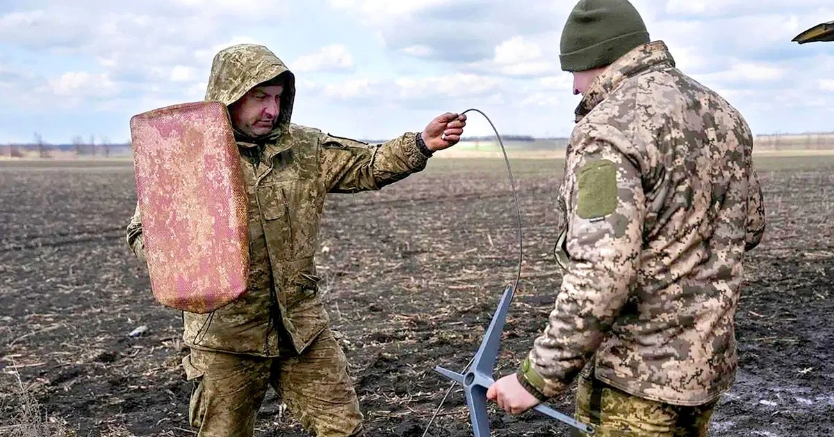 Trump tuyên bố Starshield đã khôi phục, Ukraine vẫn mất tín hiệu
