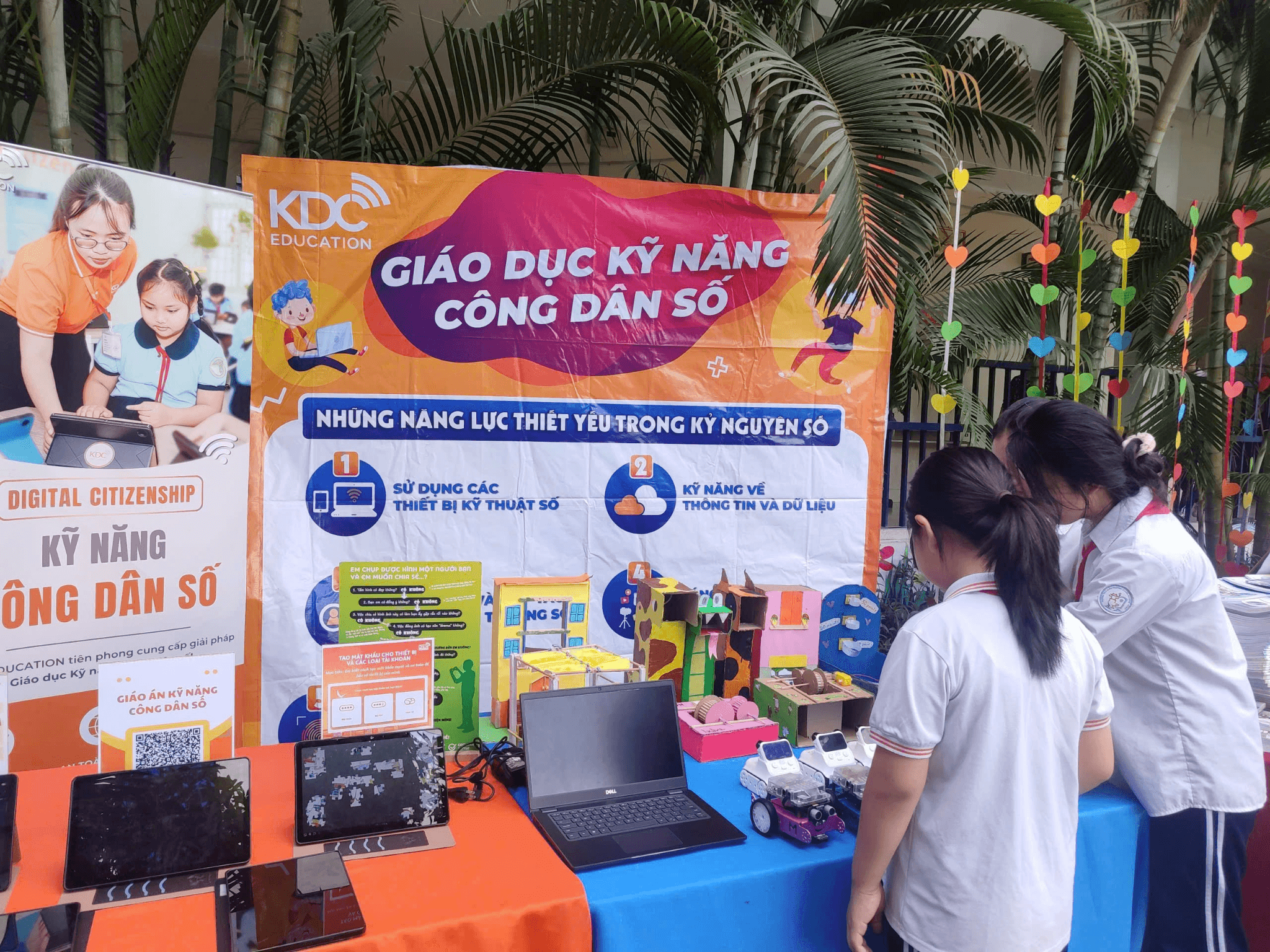 Từ giấy tờ đến hệ thống thông minh: quản lý trường học số đang thay đổi mối liên kết nhà trường – gia đình