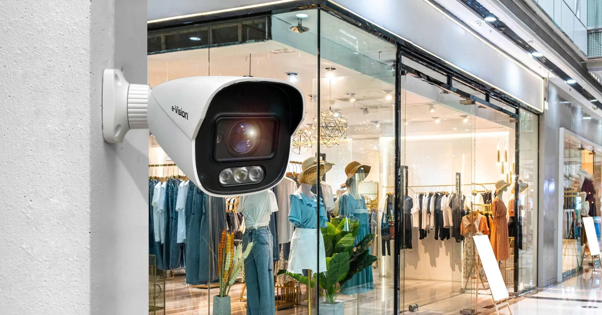 Lắp camera nơi làm việc: Cần thông báo gì để tránh bị phạt?