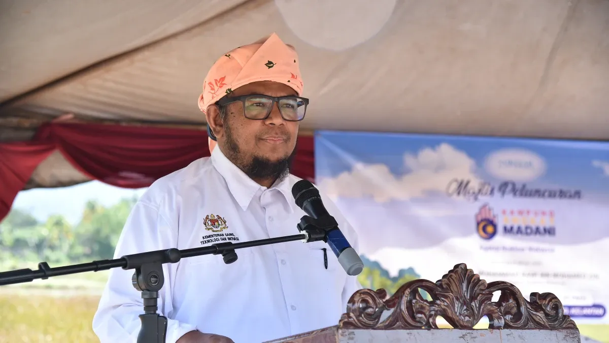Bagaimana Agensi Nuklear Mengangkat STEM dan Digital di Sekolah Pedalaman