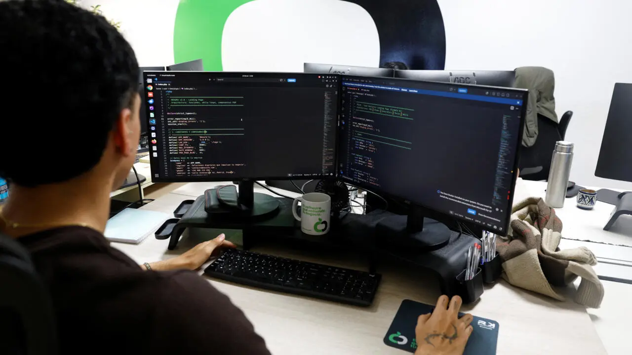 AI phát hiện lỗ hổng PHP, hàng nghìn website chủ động ngừng hoạt động
