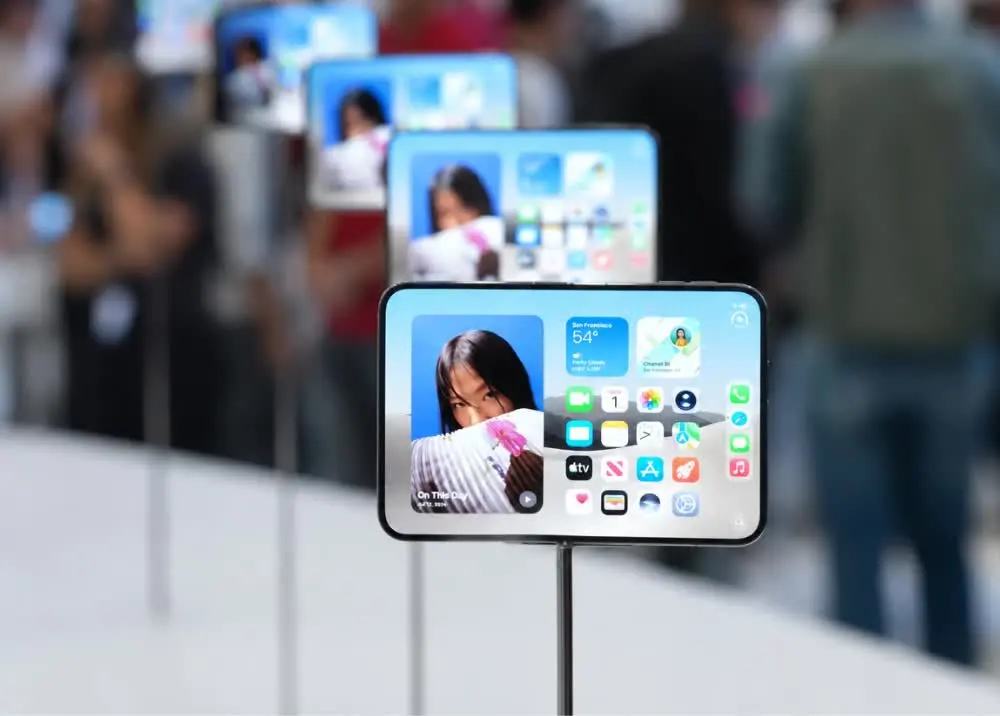 iPhone Duo có thể có màn hình lớn hơn và camera tele