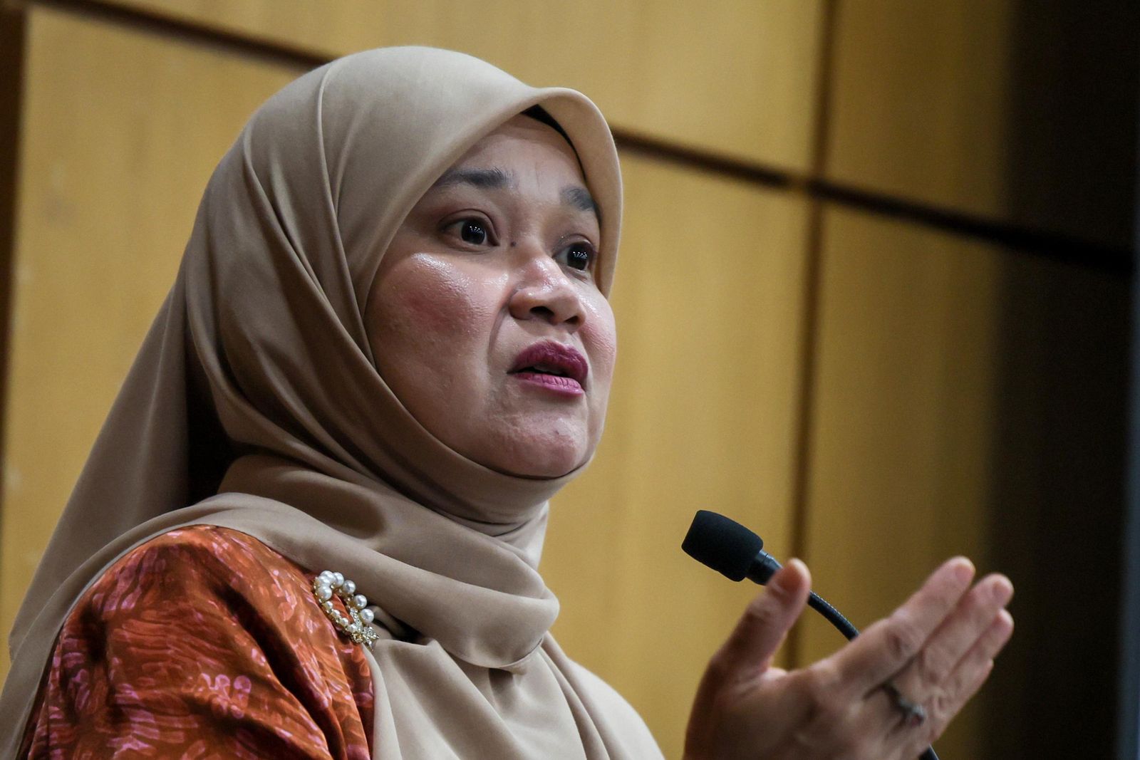 Transformasi Bahasa Melayu Melalui Teknologi Digital