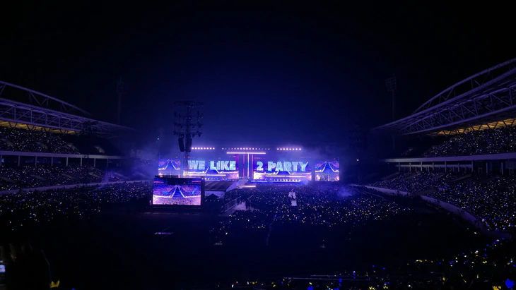 BIGBANG hứa hẹn trở lại sau hai đêm diễn cuồng nhiệt