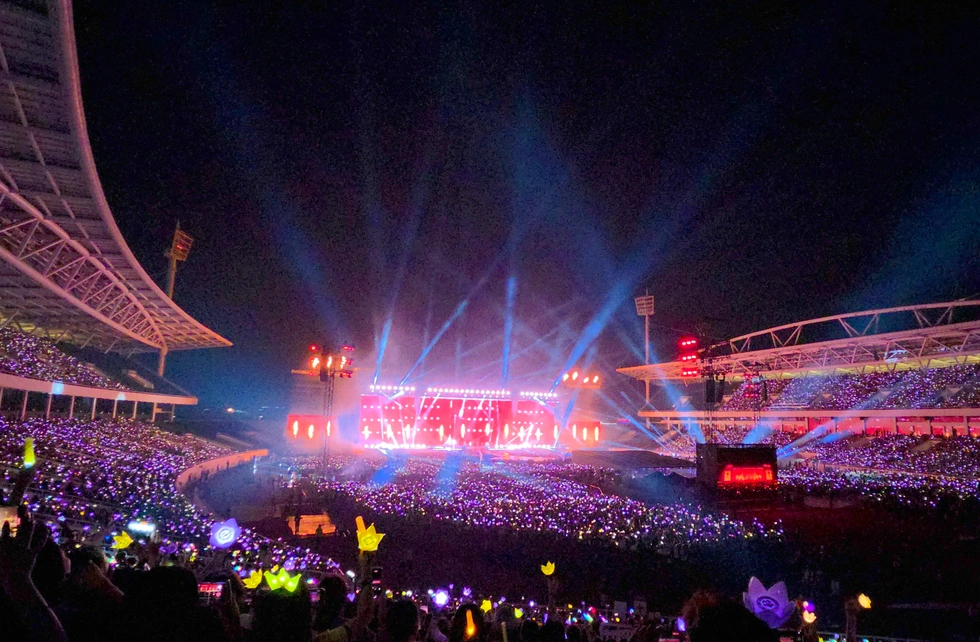 BIGBANG khuấy đảo Mỹ Đình với 90.000 khán giả