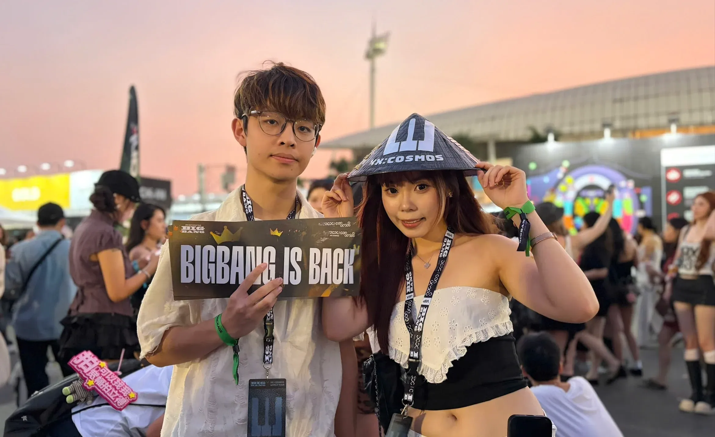 Từ concert BIGBANG đến bún ốc: Fan quốc tế biến Hà Nội thành kỳ nghỉ khám phá