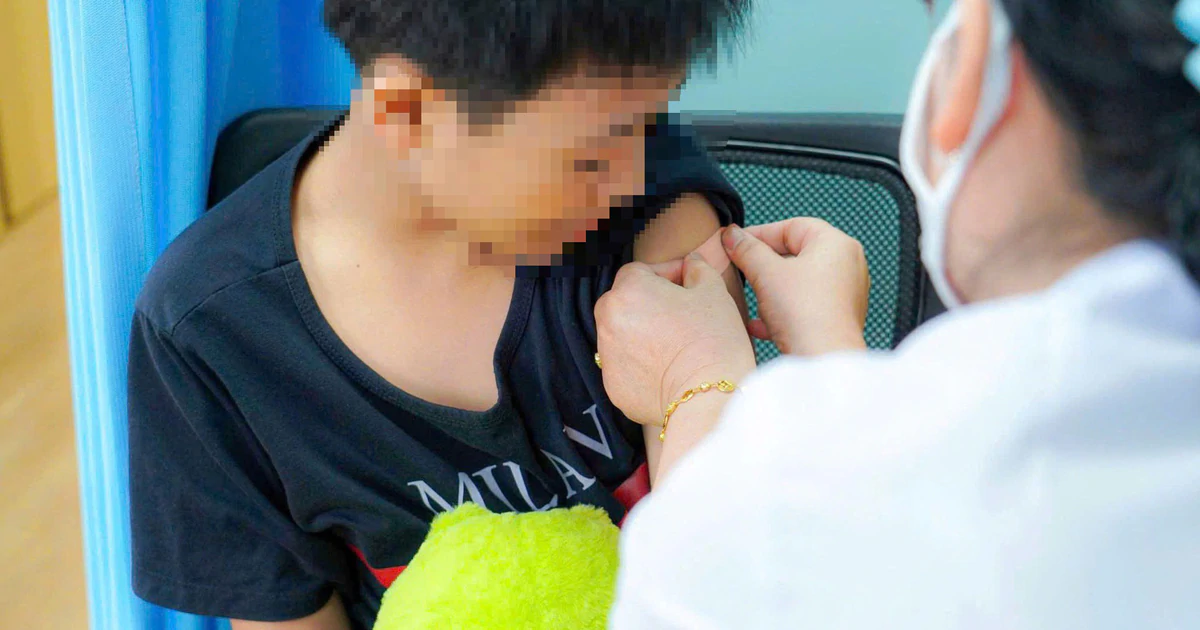 Hai dấu hiệu não mô cầu phụ huynh không nên bỏ qua