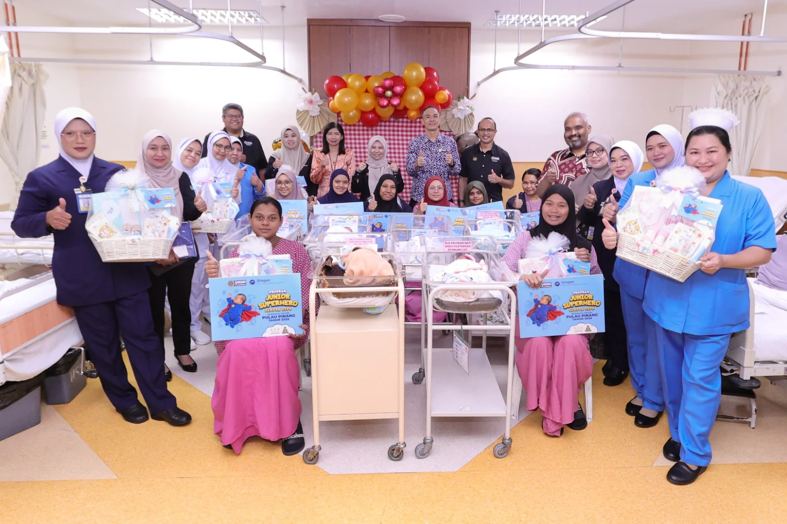 Cara Memulakan Simpanan Pendidikan untuk Bayi Baru Lahir