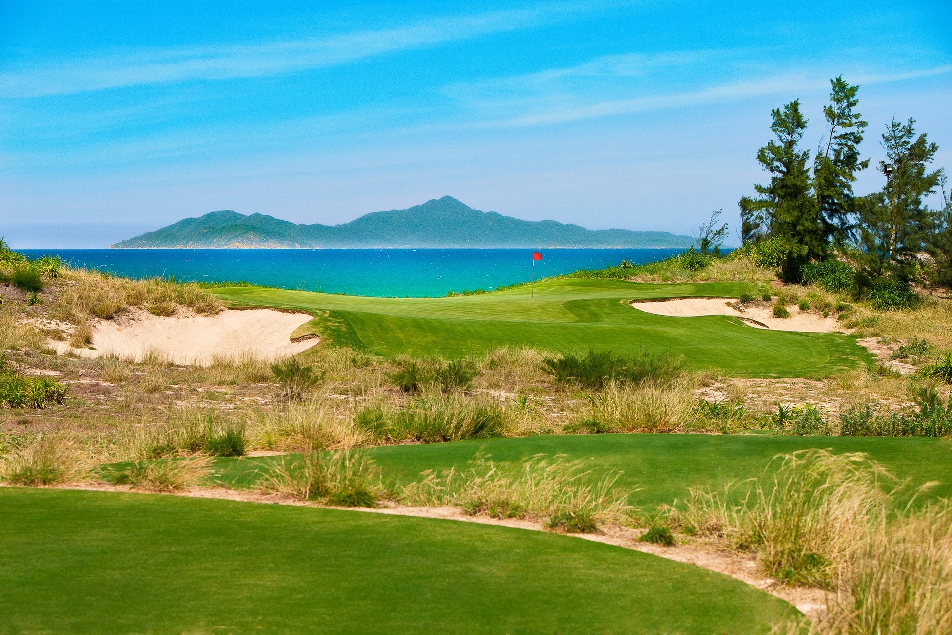 BRG Golf lần thứ tư liên tiếp được công nhận là Thương hiệu quốc gia