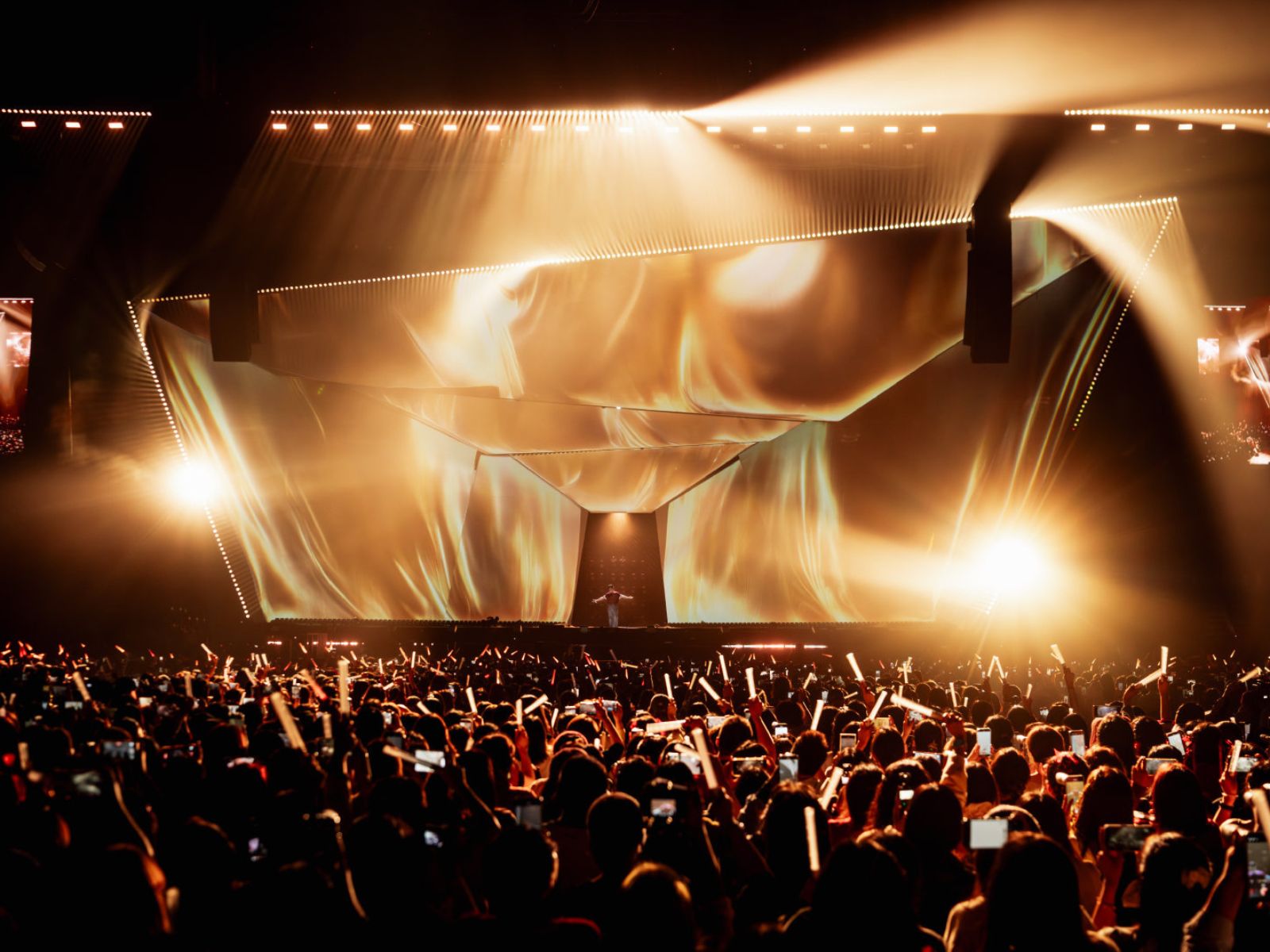Từ sân khấu thị giác đến trải nghiệm immersive trong concert