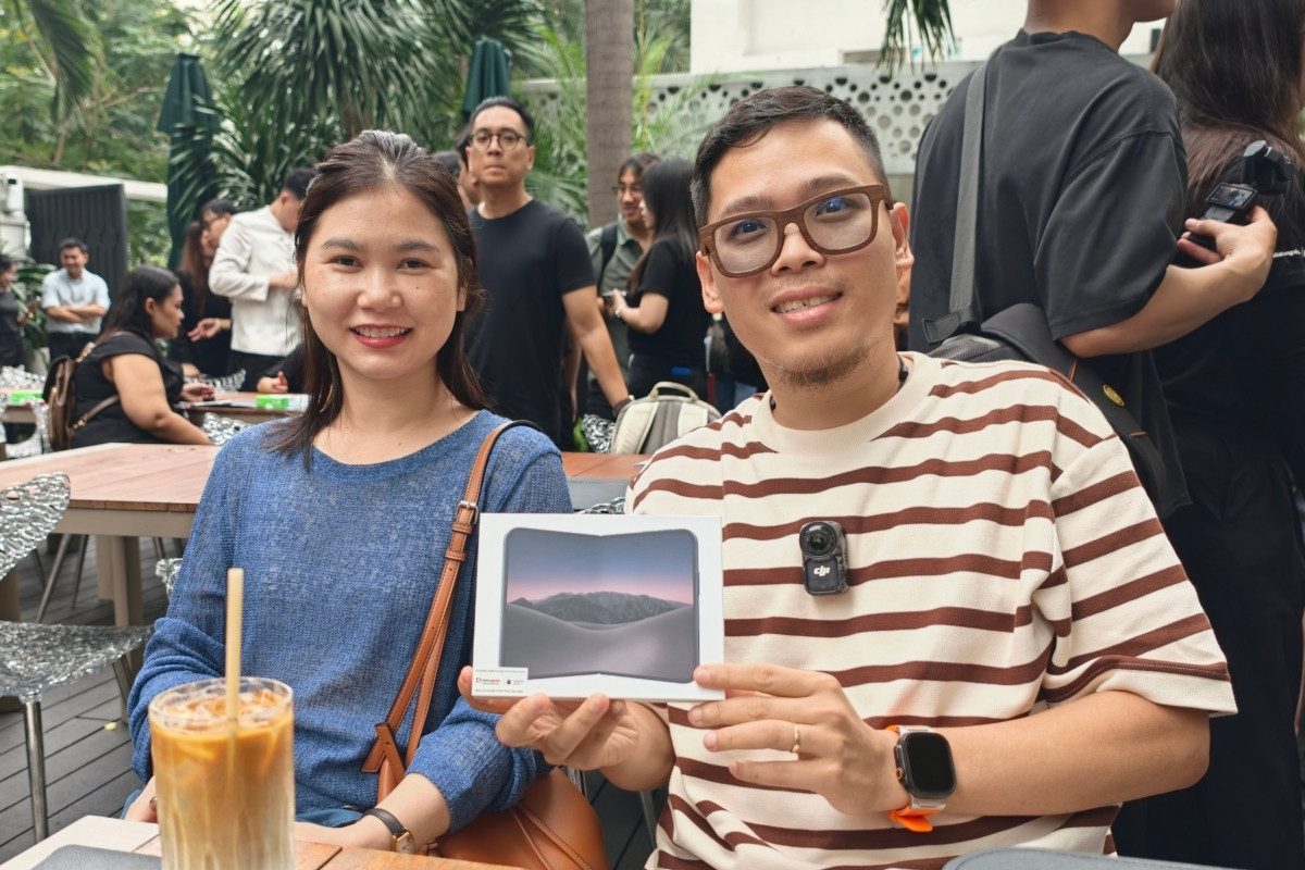 Apple thay iPhone Duo nứt màn hình: Ai được hỗ trợ, lỗi từ đâu?