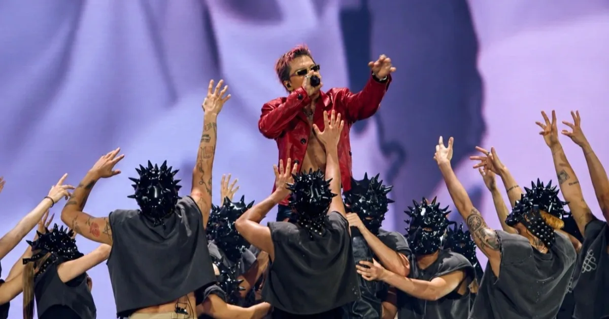 BIGBANG khuấy đảo Mỹ Đình với 90.000 khán giả
