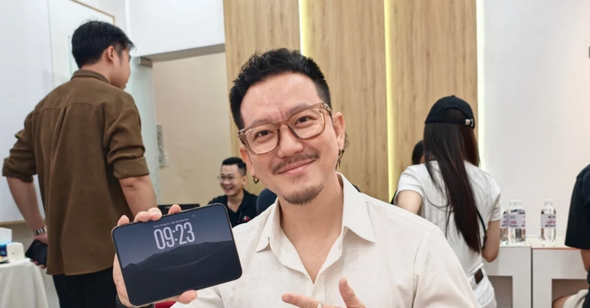 Không chọn iPhone Duo? Bốn smartphone gập đáng cân nhắc