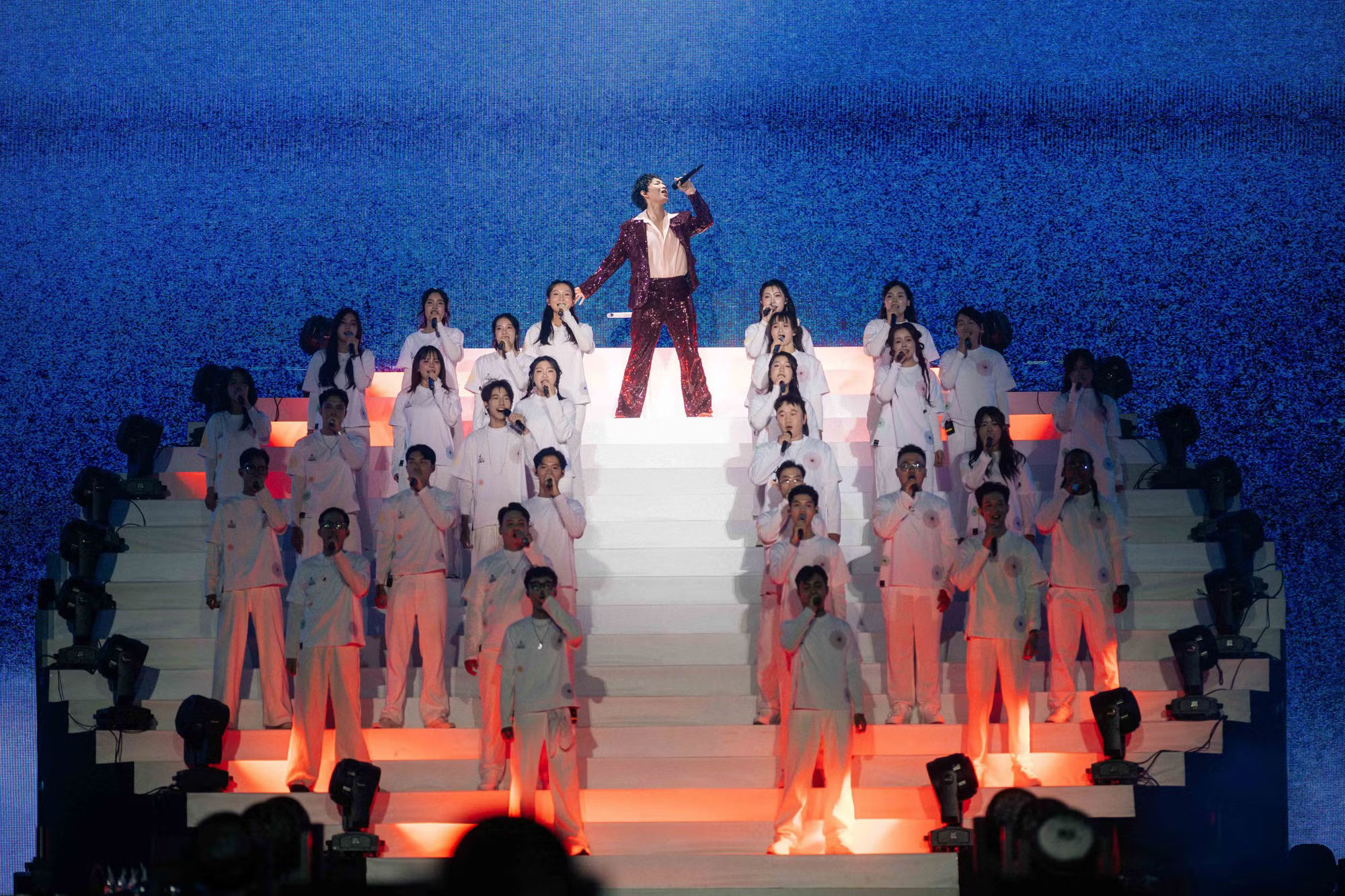 Concert lớn có thể thúc đẩy công nghiệp văn hóa và du lịch Hà Nội ra sao?