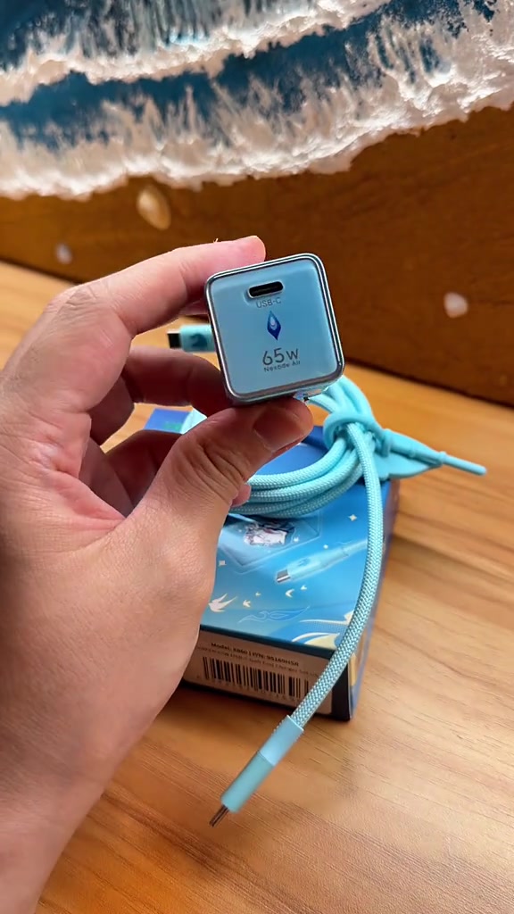 UGREEN x Honkai 65W RM100: Berbaloi untuk Student?