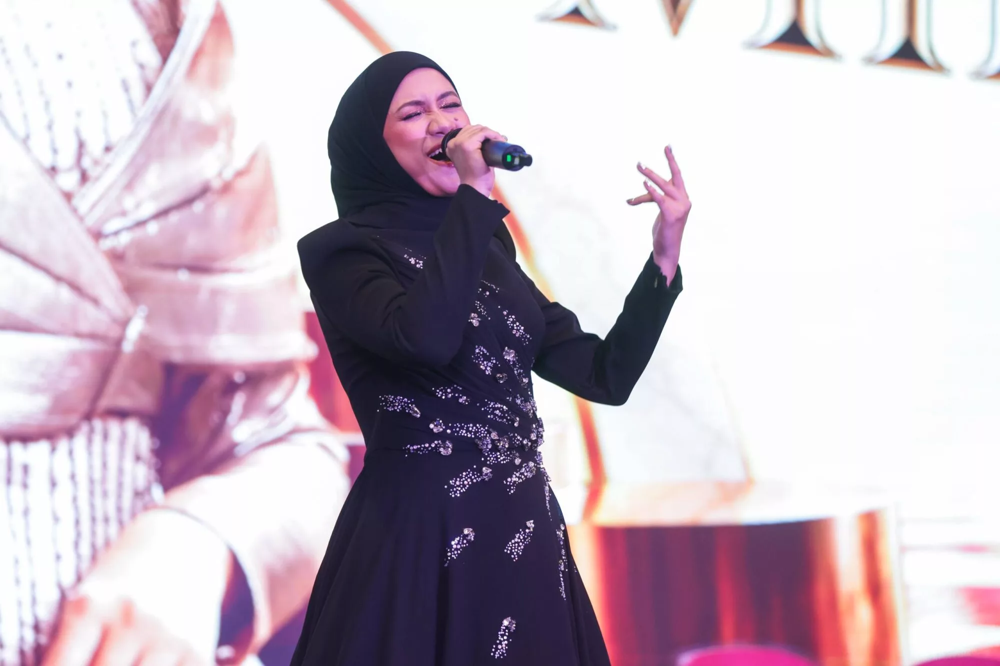 Mila Jirin Kembali: Cabaran Dikenali Semula oleh Gen Z