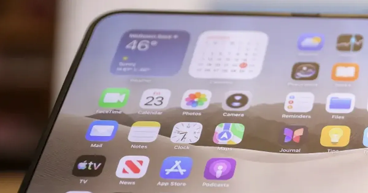 iPhone Duo nứt màn hình trong: Apple hỗ trợ đổi máy ra sao?