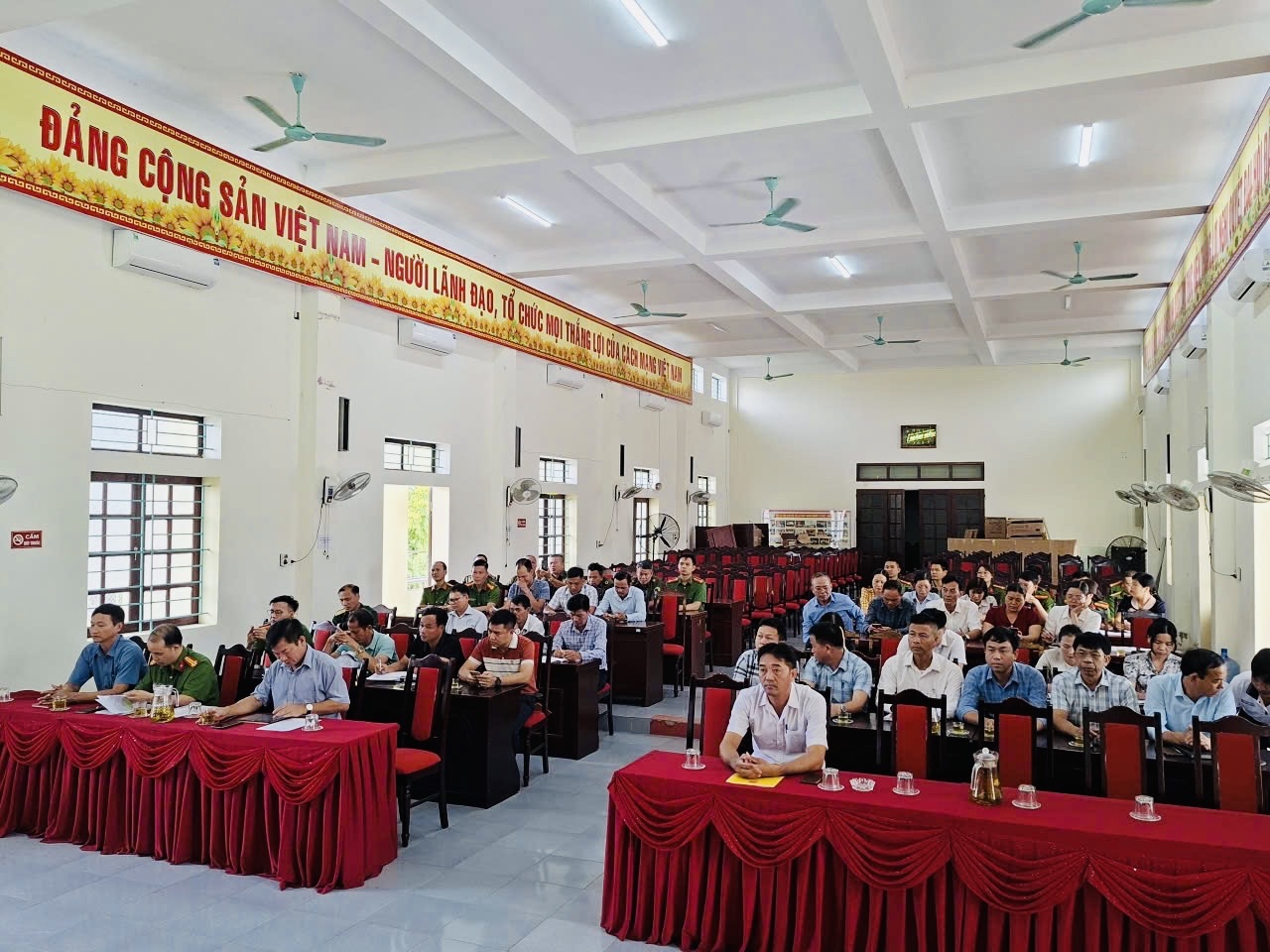 Nhóm Zalo đang trở thành kênh kết nối người dân với công an cơ sở ra sao?