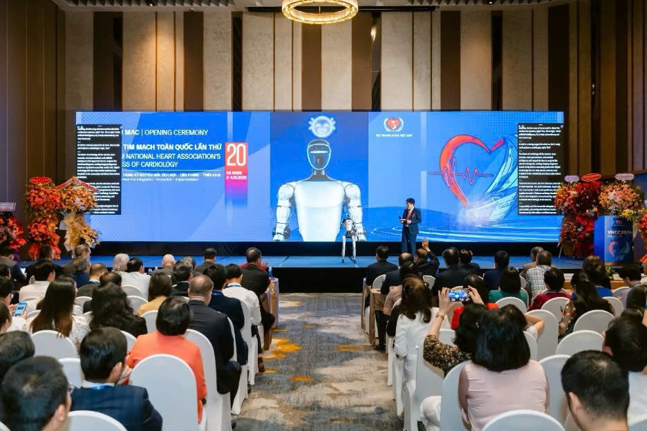 Tiêm chủng bảo vệ tim mạch: Phòng biến chứng từ sớm