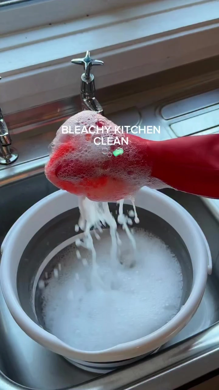 Peluntur + Air untuk Kaunter Dapur: Boleh, Tapi Ikut Label