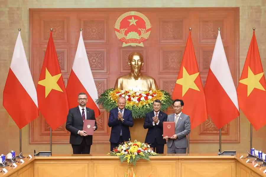 Ba Lan mở rộng cơ hội học tập và nghiên cứu cho người Việt