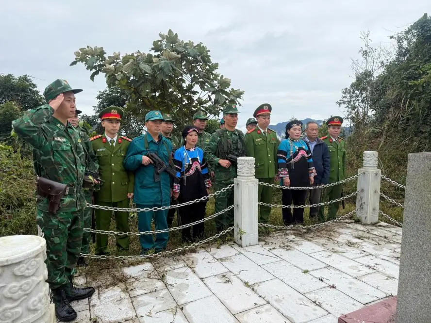 Tổ công nghệ số và bộ đội biên phòng đưa kỹ năng số đến từng bản làng ra sao?