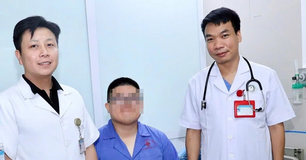 Hai ca nhồi máu cơ tim nguy kịch: Dấu hiệu nào cần gọi cấp cứu?