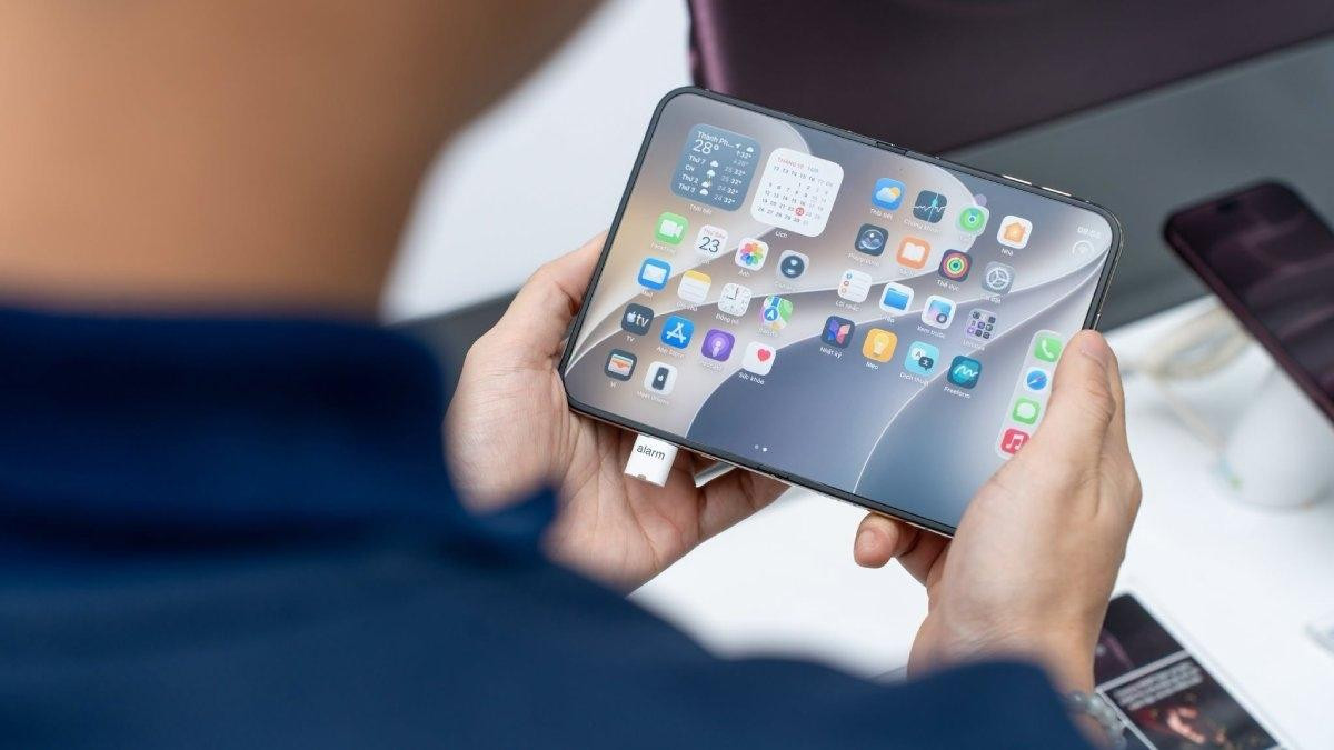 iPhone Duo đặt trước: Người mua nên cân nhắc điều gì?