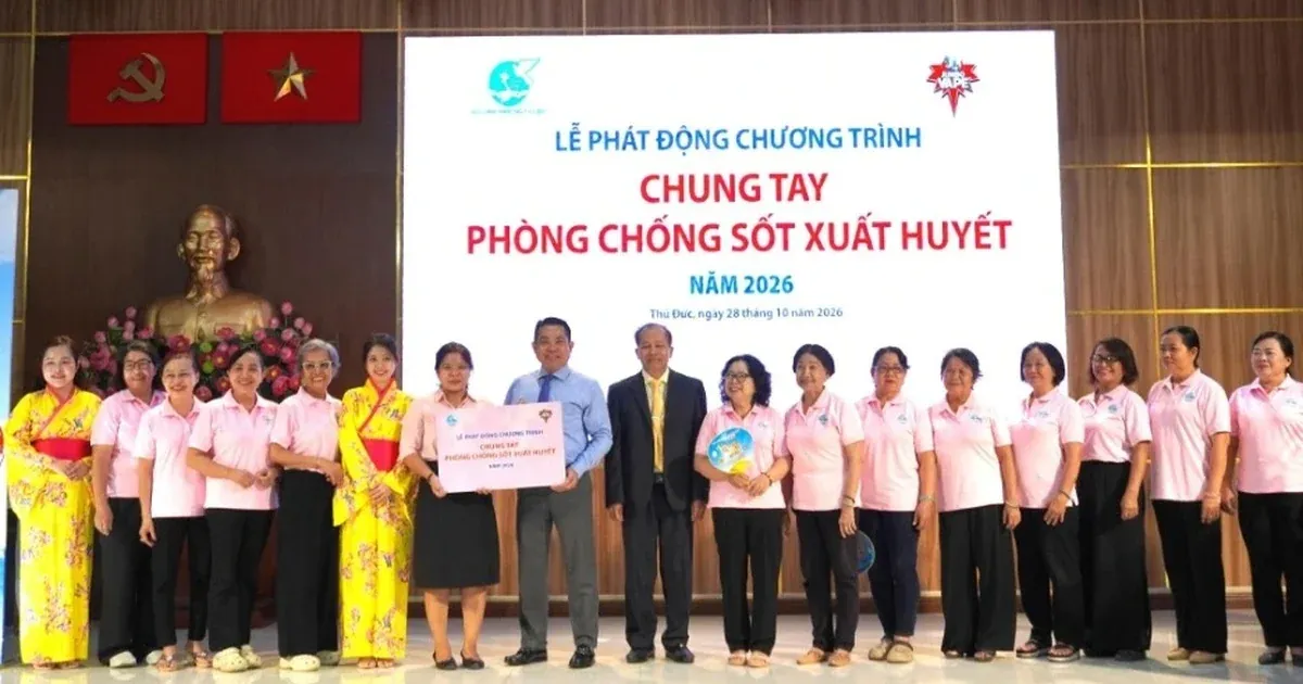 Phòng sốt xuất huyết bắt đầu từ thói quen kiểm tra nhà mỗi tuần