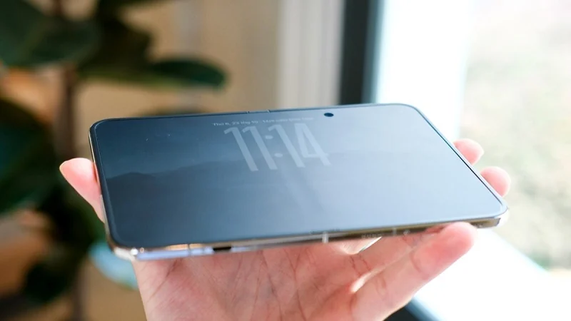 iPhone Duo nứt màn hình trong: Apple hỗ trợ đổi máy ra sao?