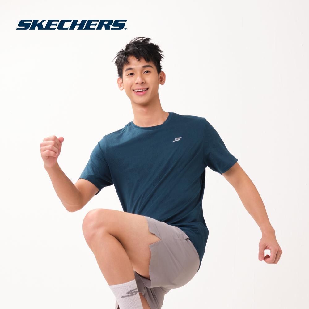 11.8% Drop on Skechers Tee — Men Walking Performance Short