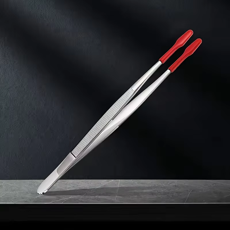 6.3% Drop: Silicone-Tip Flat Tweezers