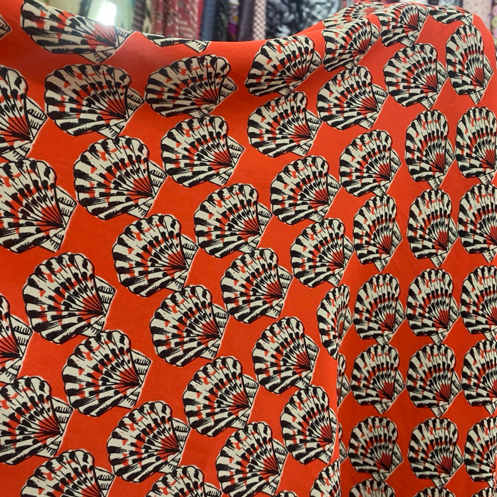 1.5 wide crepe fabric, opaque fabric