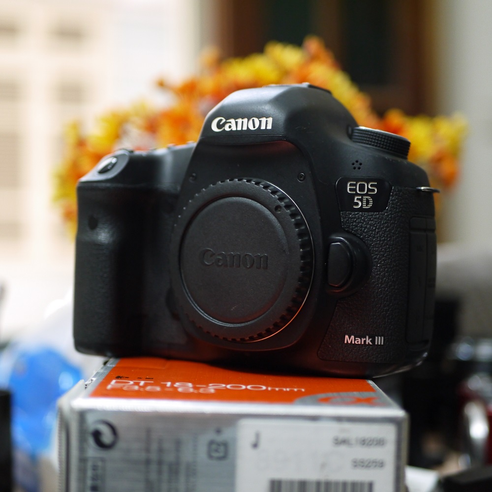 Máy ảnh Canon EOS 5D mark III | Shopee Việt Nam