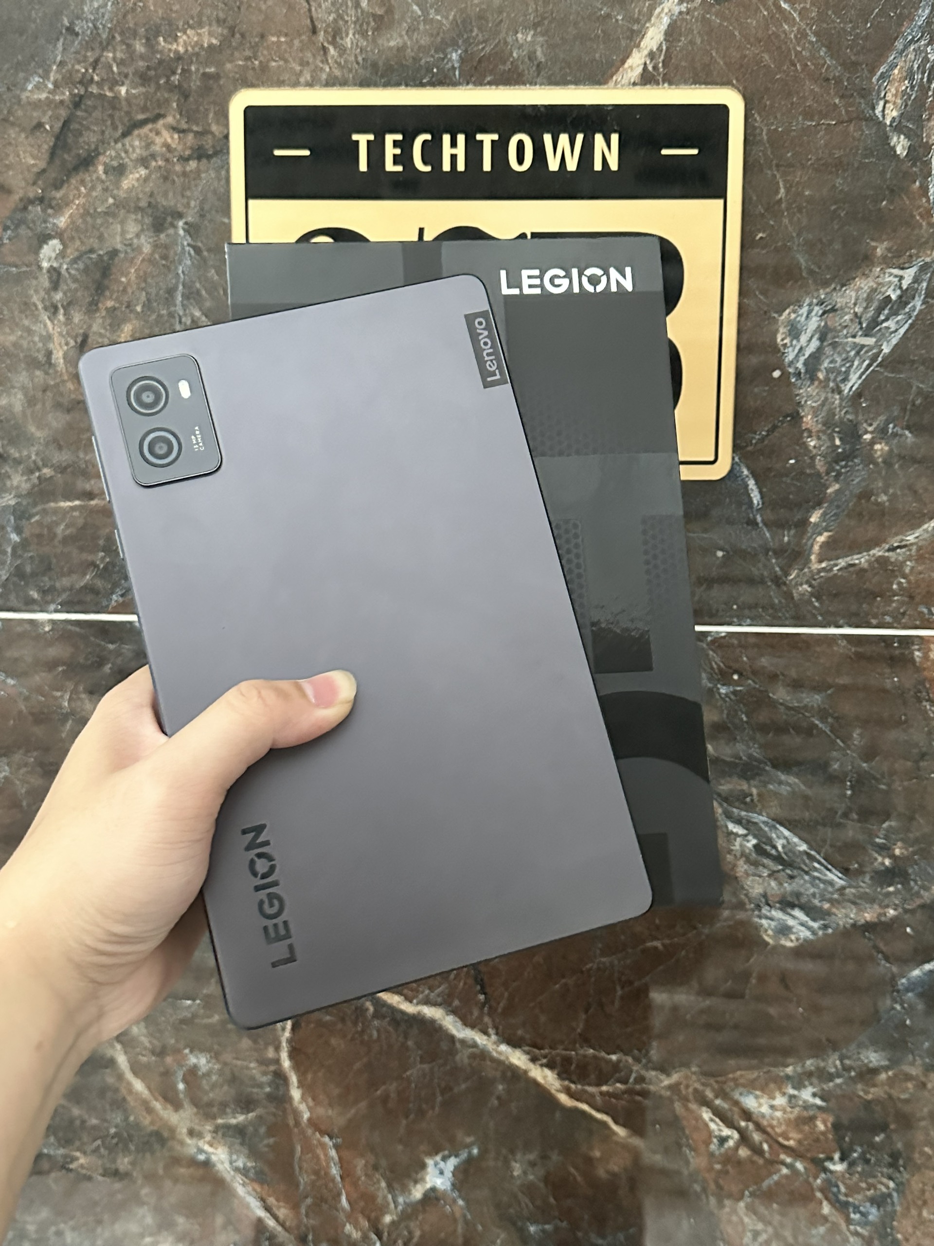 Lenovo Legion Y700 2023 gaming tablet máy tính bảng gaming Snapdragon 8+ Gen 1  likenew