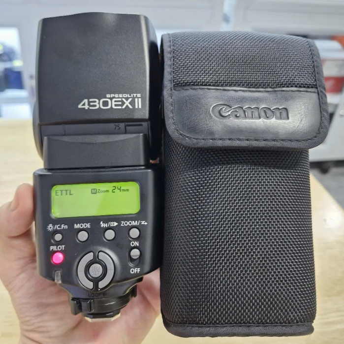 ĐÈN FLASH CANON 430EX II Flash Canon Chính hãng. Có E-TTL CHỤP TỰ ĐỘNG VỚI MÁY ẢNH CANON EOS. LASER HỖ TRỢ AF THIẾU SÁNG | Shopee Việt Nam