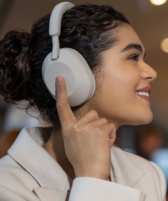 Sony WH-1000XM5 / WH1000XM5 Wireless Bluetooth Over the Ear Active Noise Cancelling Headphones ( 1000XM5 ) | Lazada Malaysia